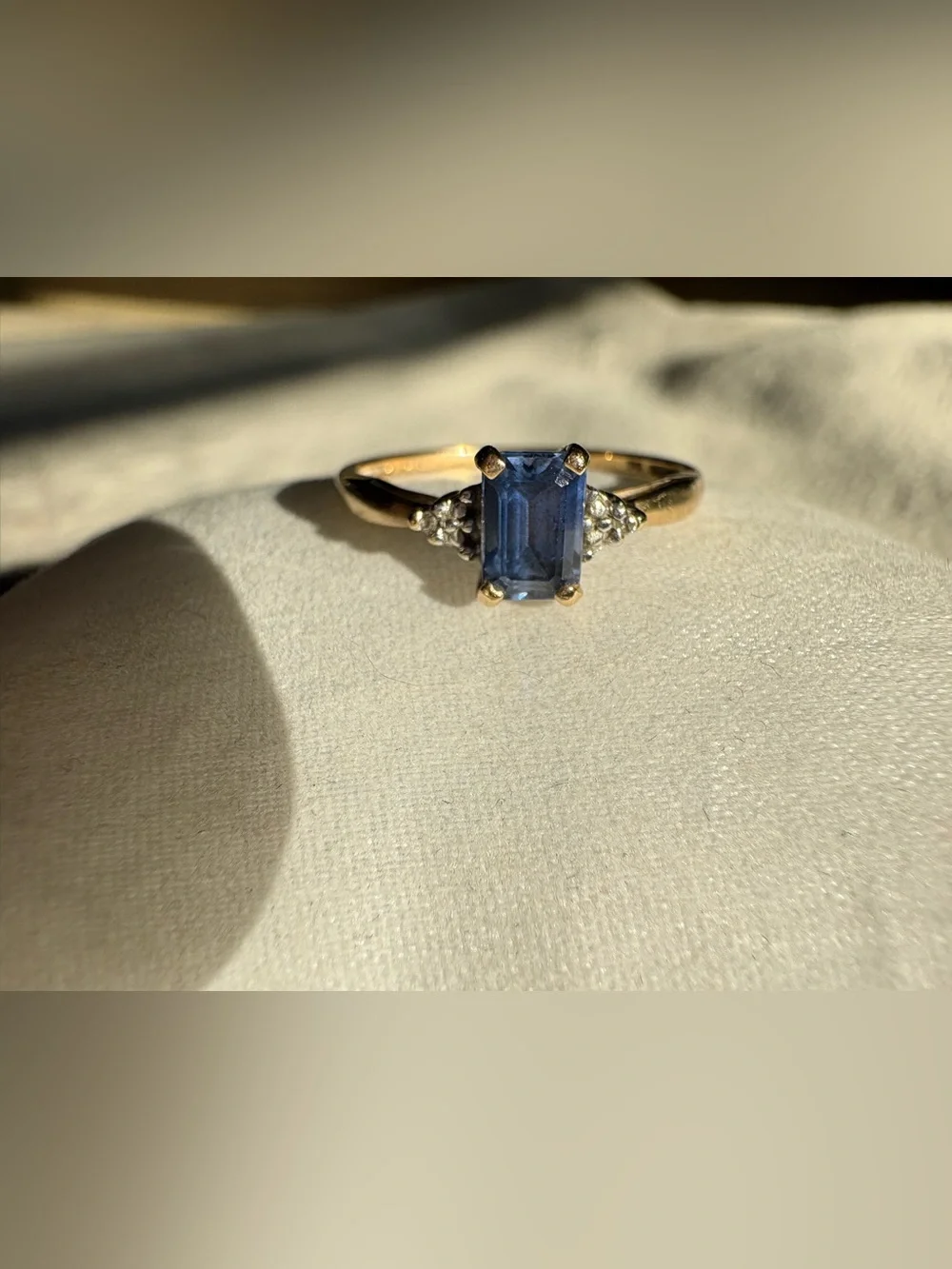 14k Solid Gold Ring with 1.2ct Natural Blue Sapphire & Diamond Accents